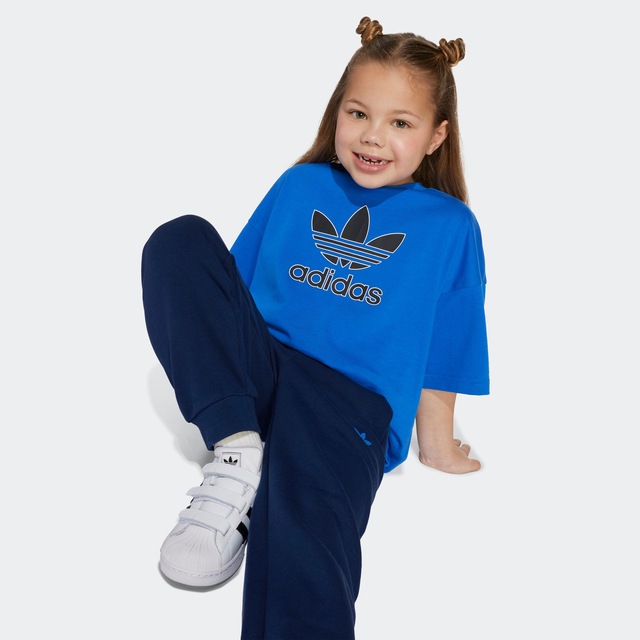 adidas Originals T-Shirt »TREFOIL KIDS« lockere Passform, für Kinder, aus Baumwolle, mit Single Jersey