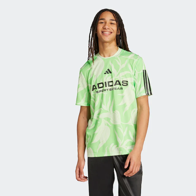 adidas Sportswear T-Shirt »COMMON GOAL« sportlicher Stil, mit Rundhalsausschnitt, Allover-Print