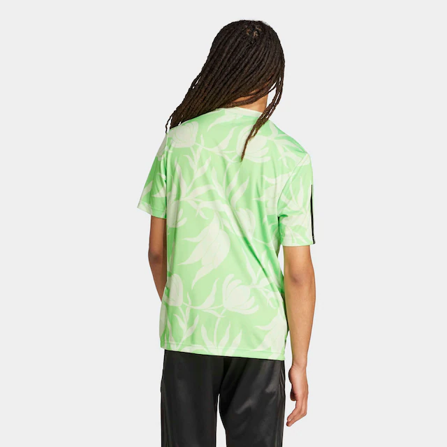 adidas Sportswear T-Shirt »COMMON GOAL« sportlicher Stil, mit Rundhalsausschnitt, Allover-Print
