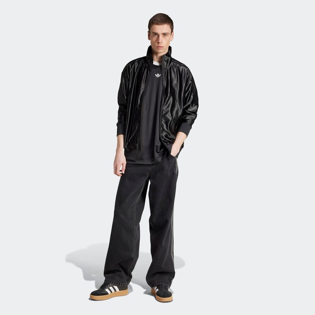 adidas Originals T-Shirt »ADIDAS ADICOLOR JACQUARD TRIKOT« lockere Passform, Rundhalsausschnitt, mit klassischem Trefoil Logo