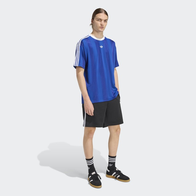 adidas Originals T-Shirt »ADIDAS ADICOLOR JACQUARD TRIKOT« lockere Passform, Rundhalsausschnitt, mit klassischem Trefoil Logo