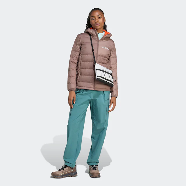 adidas TERREX Outdoorjacke »W MT DOWN H J« sportlicher Stil, aus Polyester, mit Reißverschluss