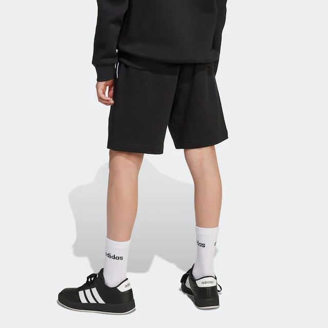 adidas Sportswear Shorts »SEASONALS ESSENTIALS COLLEGIATE TYPOGRAPHY KIDS« für Kinder und Teens, sportlicher Stil, aus Baumwolle und Polyester