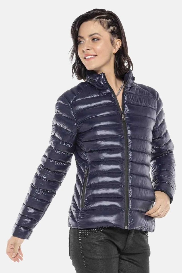 Cipo & Baxx Winterjacke »Steppjacke in tollem Design« ohne Kapuze mit Markenpatch, WM113