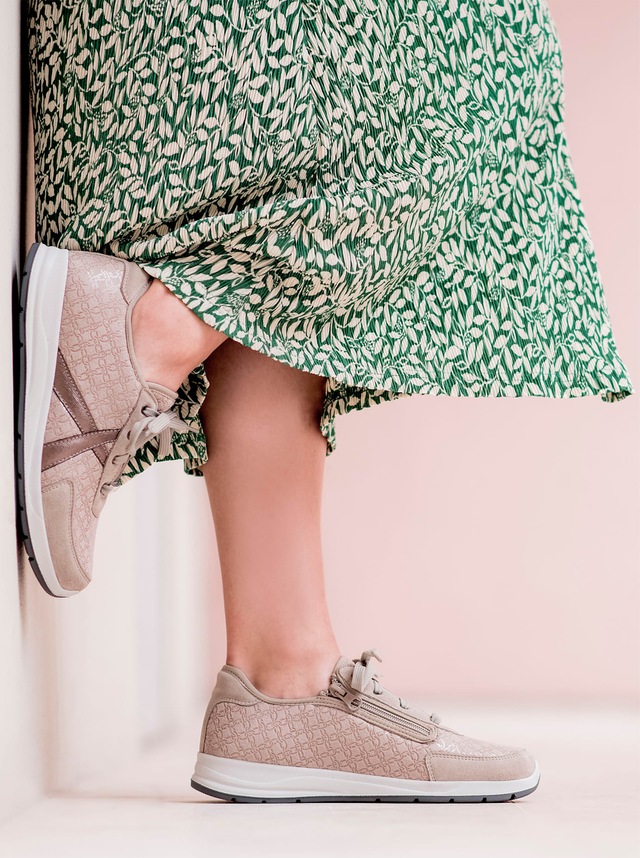 VAROMED Sneaker