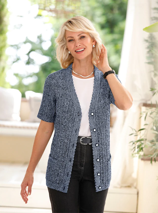 Classic Basics Ajourstrickjacke