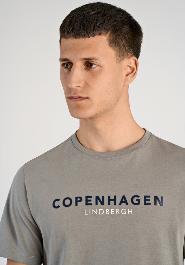 LINDBERGH Kurzarmshirt »T-Shirt (Kurzarm) Relaxed Fit«