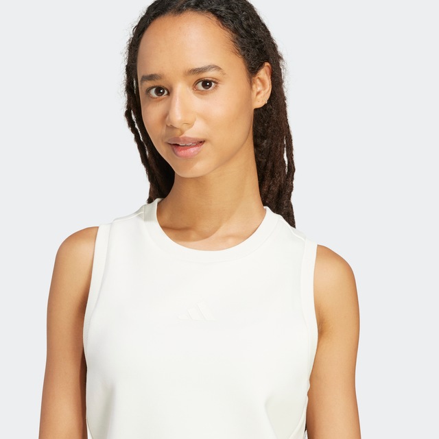 adidas Sportswear Tanktop »SOFT LUX« mit Rundhalsausschnitt, schmal geschnitten, ohne Verschluss