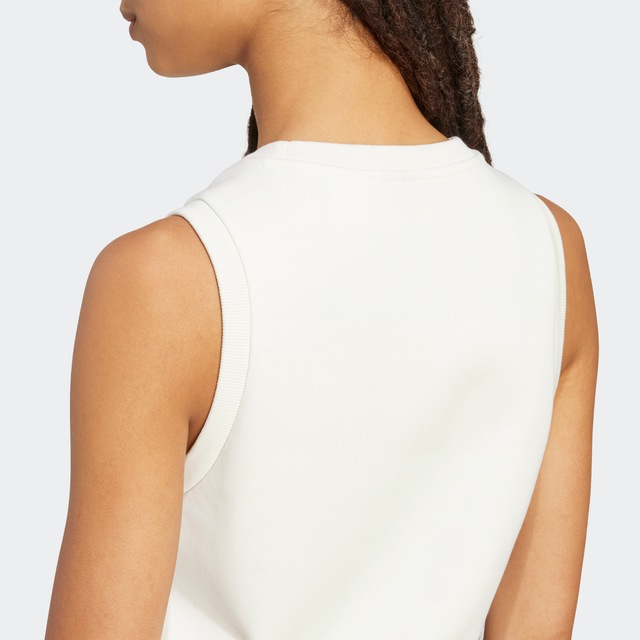 adidas Sportswear Tanktop »SOFT LUX« mit Rundhalsausschnitt, schmal geschnitten, ohne Verschluss
