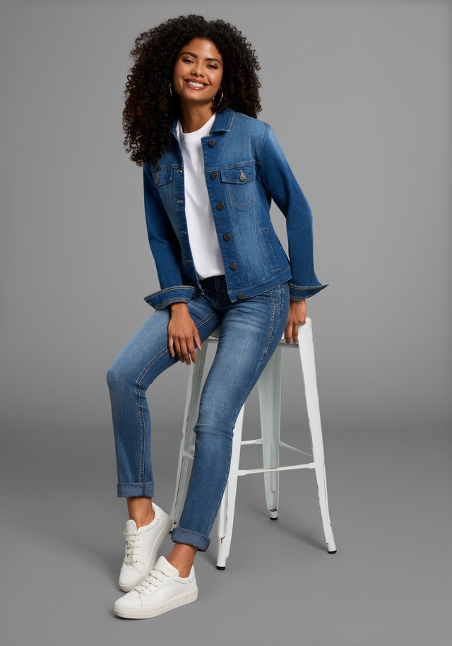 Arizona Comfort-fit-Jeans »mit Keileinsätzen« niedrige Leibhöhe