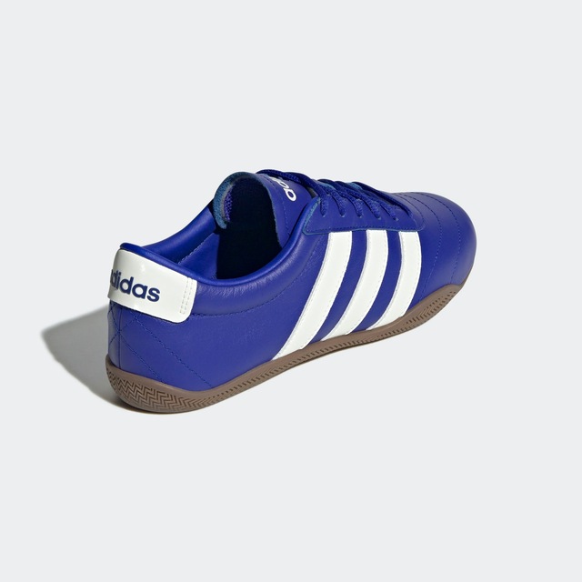 adidas Sportswear Sneaker »GRAND COURT LO« Design auf den Spuren des adidas Superstar