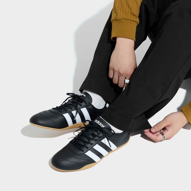 adidas Sportswear Sneaker »GRAND COURT LO« Design auf den Spuren des adidas Superstar