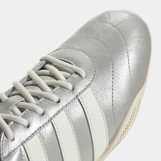 adidas Sportswear Sneaker »GRAND COURT LO« Design auf den Spuren des adidas Superstar