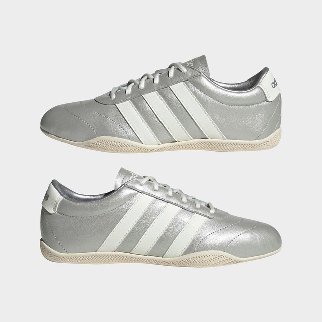 adidas Sportswear Sneaker »GRAND COURT LO« Design auf den Spuren des adidas Superstar