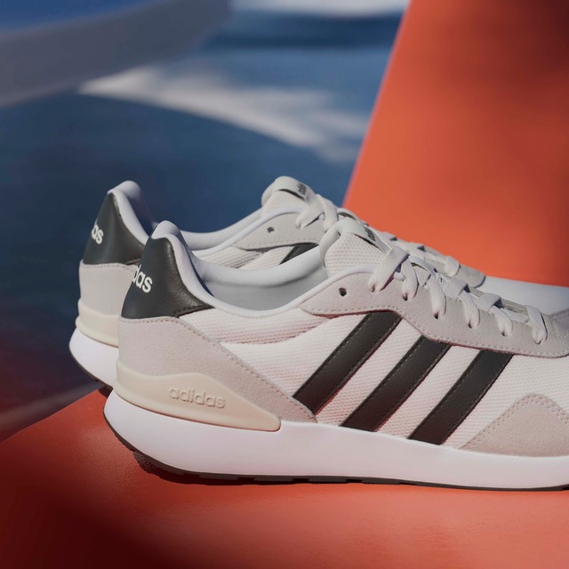 adidas Sportswear Sneaker »RUN 60S 4.0« inspiriert vom Design der adidas ZX Modelle
