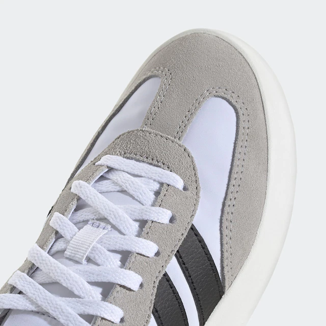 adidas Sportswear Sneaker »BARREDA DECODE KIDS« inspiriert vom Design des Handball Spezial, für Kinder & Jugendliche