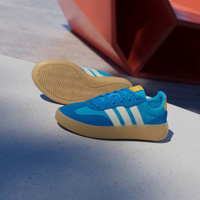 adidas Sportswear Sneaker »BARREDA DECODE KIDS« inspiriert vom Design des Handball Spezial, für Kinder & Jugendliche