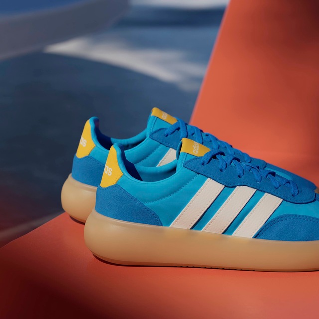 adidas Sportswear Sneaker »BARREDA DECODE KIDS« inspiriert vom Design des Handball Spezial, für Kinder & Jugendliche