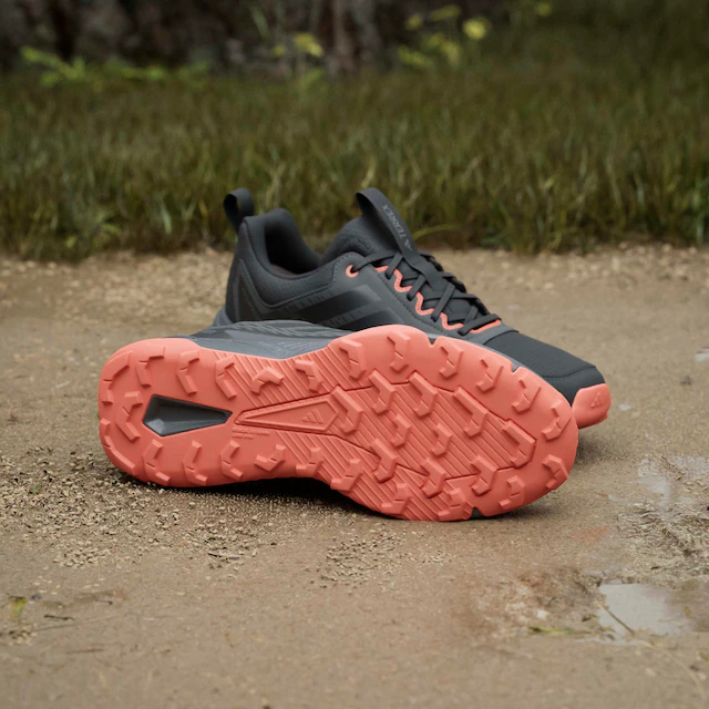 adidas TERREX Trailrunningschuh »TRACEFINDER 2 CLIMAPROOF«