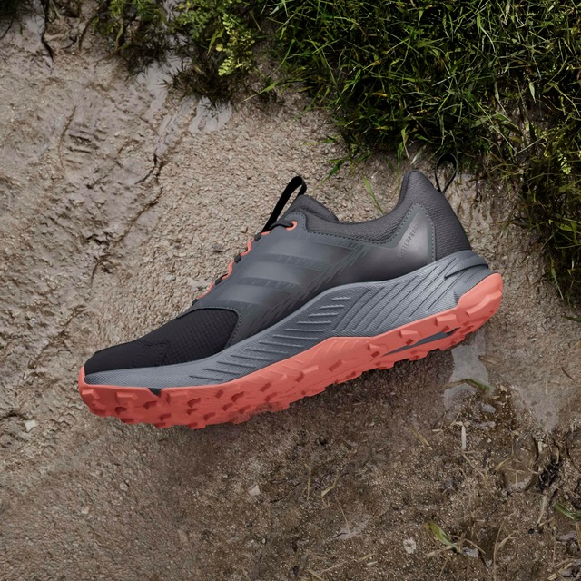 adidas TERREX Trailrunningschuh »TRACEFINDER 2 CLIMAPROOF«