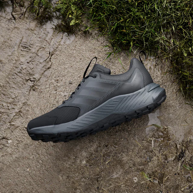 adidas TERREX Trailrunningschuh »TRACEFINDER 2 CLIMAPROOF«