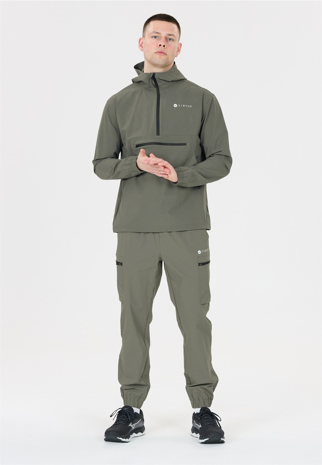 Virtus Trainingsjacke »Jayson« Im Anorak-Design mit Stretchfunktion
