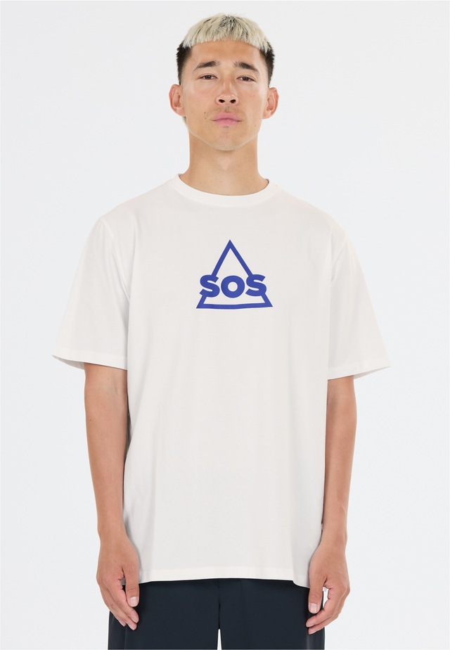 SOS Funktionsshirt »Kvitfjell« mit biologischer Baumwolle und subtilem SOS-Print