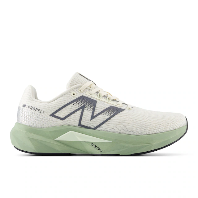 New Balance Laufschuh »FUELCELL PROPEL V5« mit FuelCell-Mittelsohle