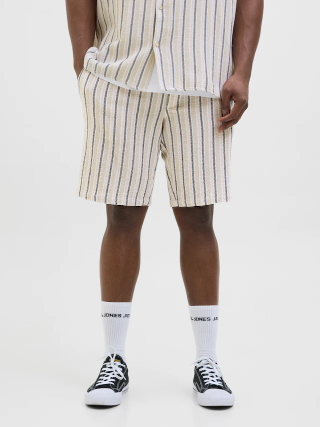 Jack & Jones PlusSize Sweatshorts »JPSTJAIDEN COBA STRIPE JOG SHORT SN PLS«