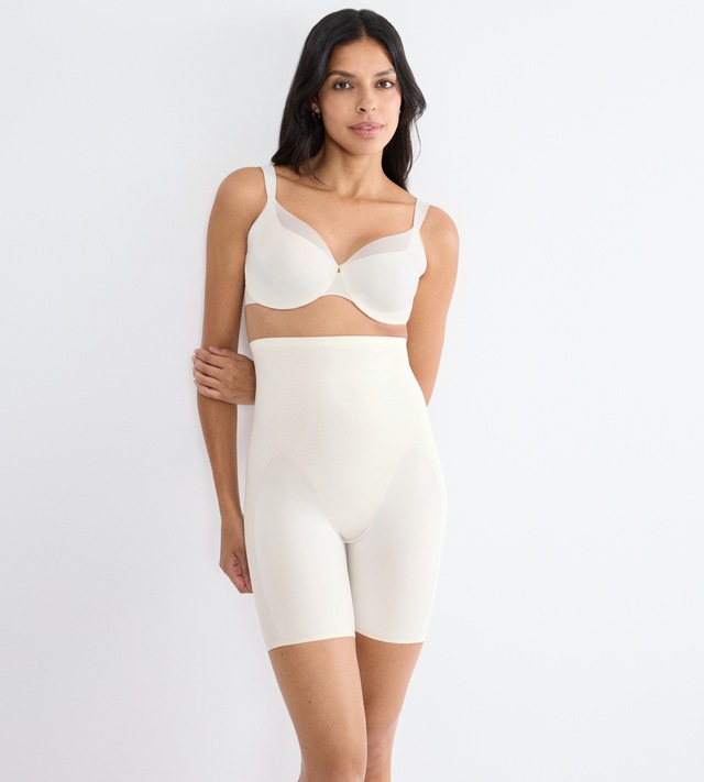 Triumph Shapingpants »BMU Illusion Curve« weich, nahtlos, hoher Taillensitz, Microfaser, mittlerer Shape-Effekt