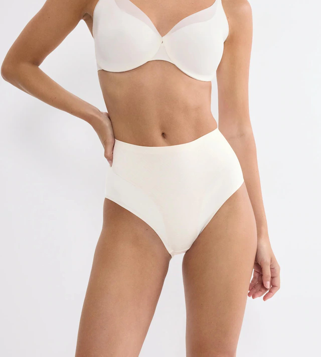 Triumph Shapingslip »BMU Illusion Curve« weich, nahtlos, mittlerer Shape-Effekt, formend