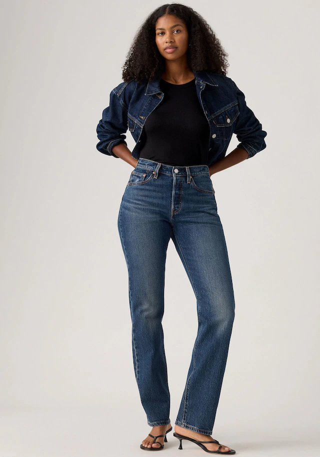 Levi's® Stretch-Jeans »LV Jeans 501 CURVE BLACKS« Die Passform schmeichelt kurvigen Figuren