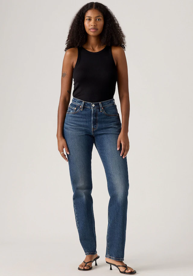 Levi's® Stretch-Jeans »LV Jeans 501 CURVE BLACKS« Die Passform schmeichelt kurvigen Figuren