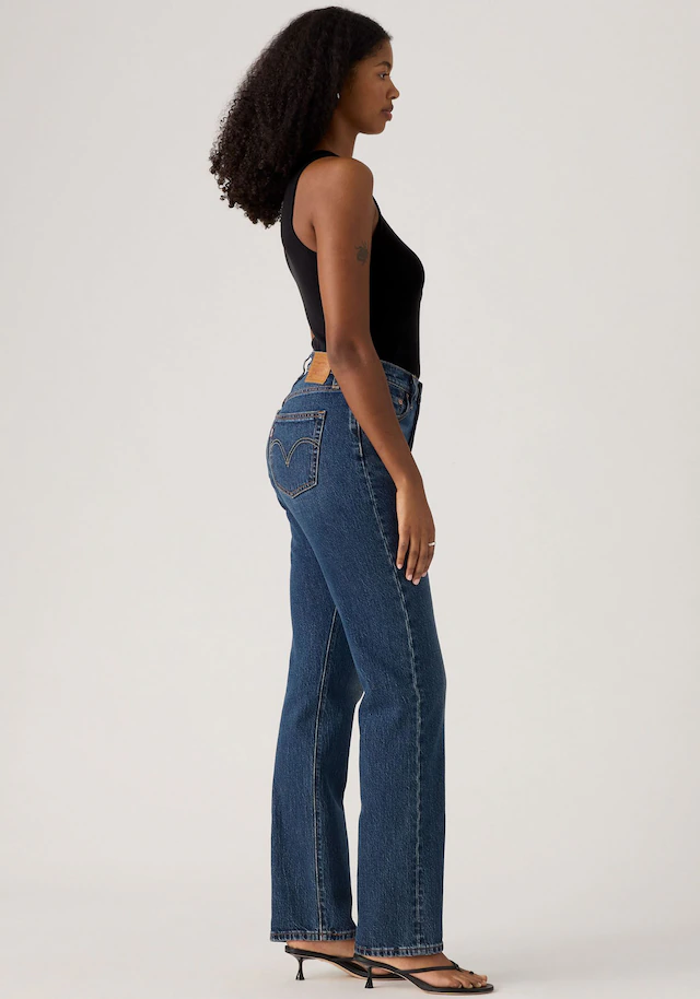 Levi's® Stretch-Jeans »LV Jeans 501 CURVE BLACKS« Die Passform schmeichelt kurvigen Figuren