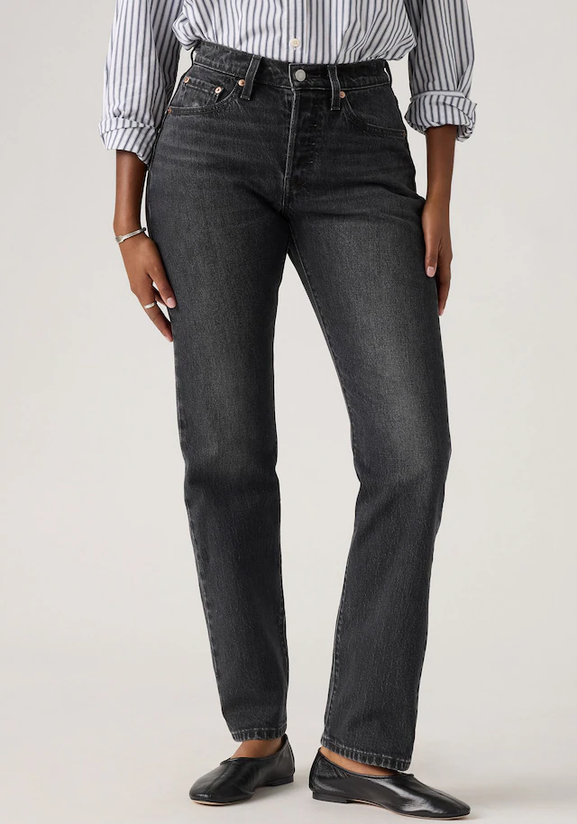 Levi's® Stretch-Jeans »LV Jeans 501 CURVE BLACKS« Die Passform schmeichelt kurvigen Figuren