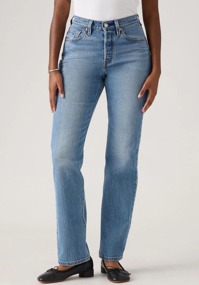Levi's® Stretch-Jeans »LV Jeans 501 CURVE BLACKS« Die Passform schmeichelt kurvigen Figuren