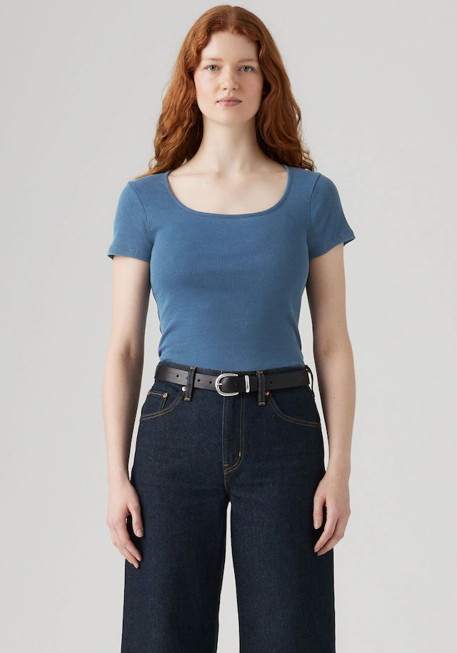 Levi's® T-Shirt »Levi's® Essential T-Shirt mit quadratischem Ausschnitt« Feinrippqualität