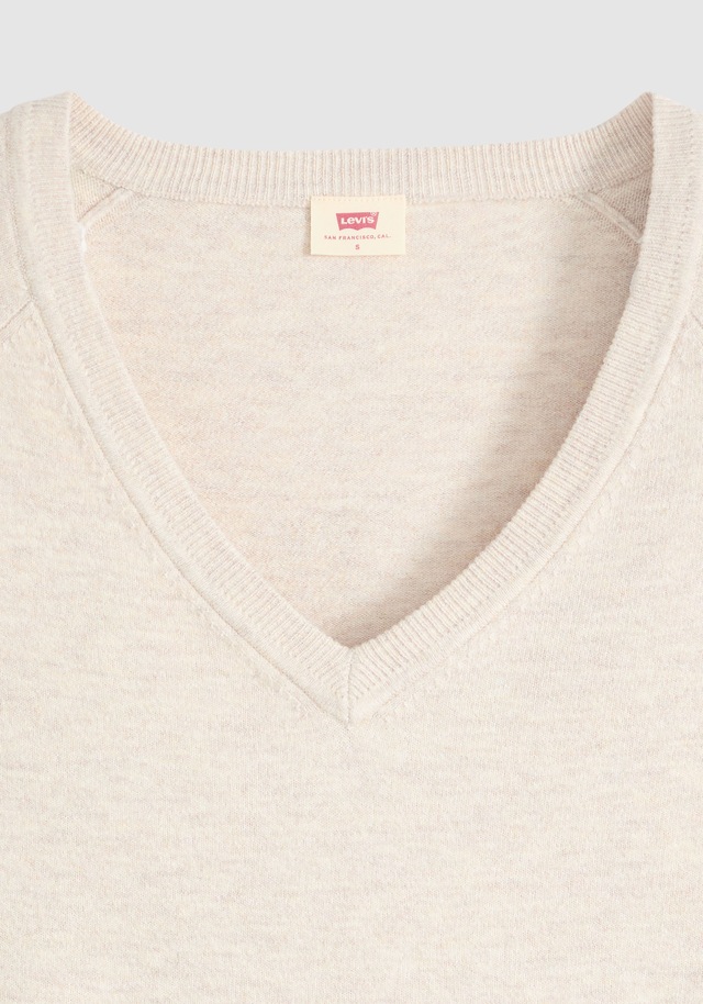 Levi's® V-Ausschnitt-Pullover »SUPER SOFT VNECK PULLOVER« im Bund beidseitig mit kurzem Schlitz