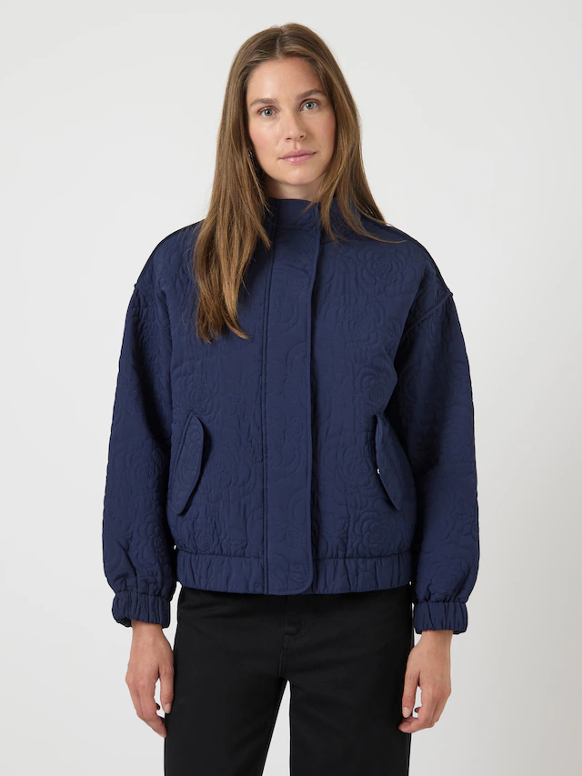 Y.A.S Blouson »YASFIPURA LS QUILTED JACKET S. NOOS« ohne Kapuze Kunstfaser, elastische Bündchen