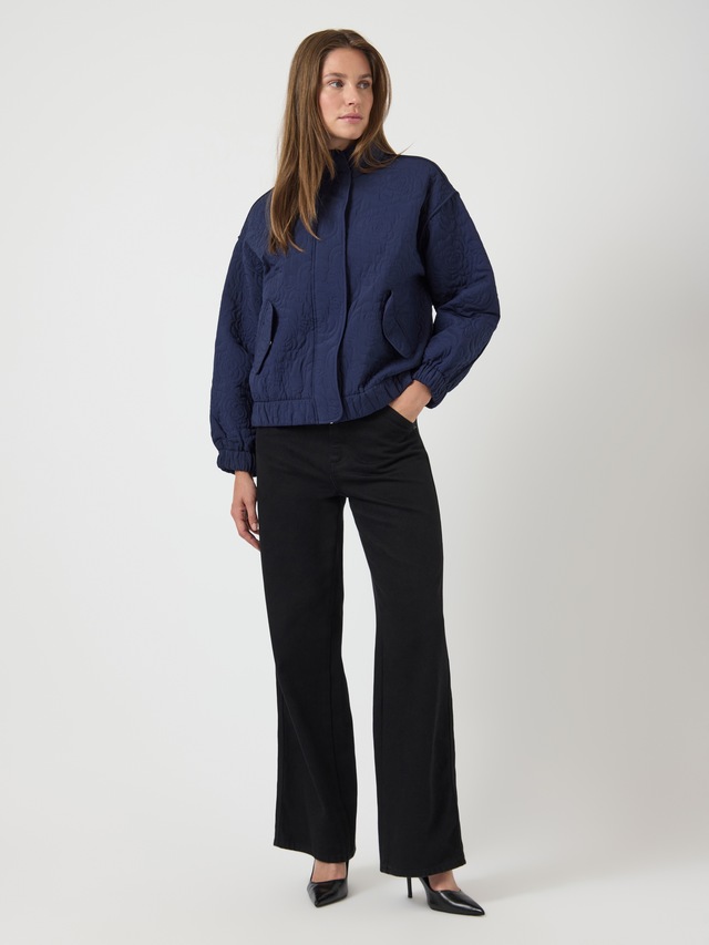 Y.A.S Blouson »YASFIPURA LS QUILTED JACKET S. NOOS« ohne Kapuze Kunstfaser, elastische Bündchen