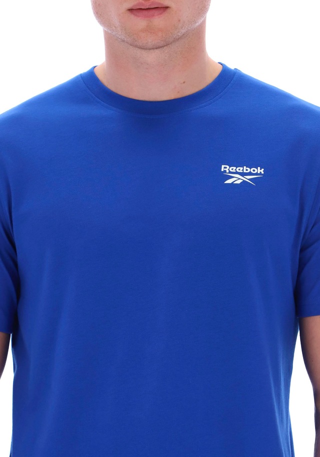 Reebok T-Shirt »CODY SMALL LOGO CREW NECK SS TEE« mit Rundhalsausschnitt, Kurzarm, ohne Verschluss, aus Baumwolle