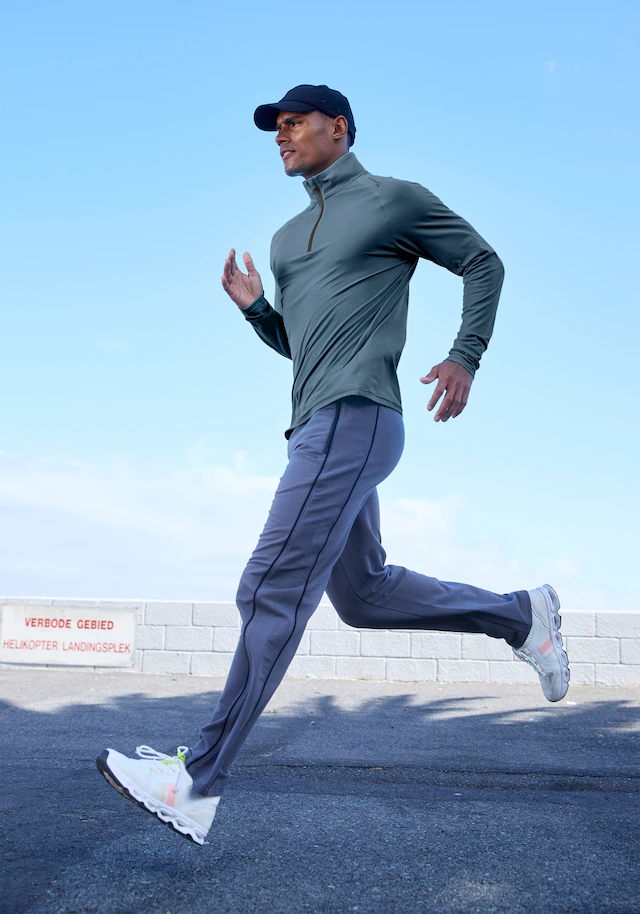 Le Jogger Performance Funktionsshirt mit Stehkragen und Reißverschluss
