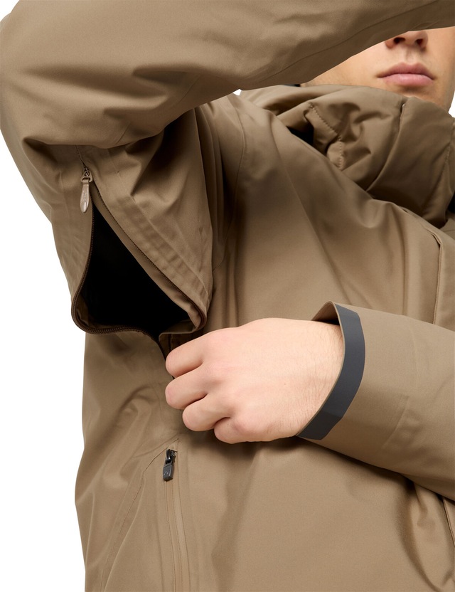 VAUDE Regenjacke »MEN'S CYCLIST WARM RAIN JACKET II« mit Kapuze sportlicher Stil, regular fit, wasserdicht, atmungsaktiv