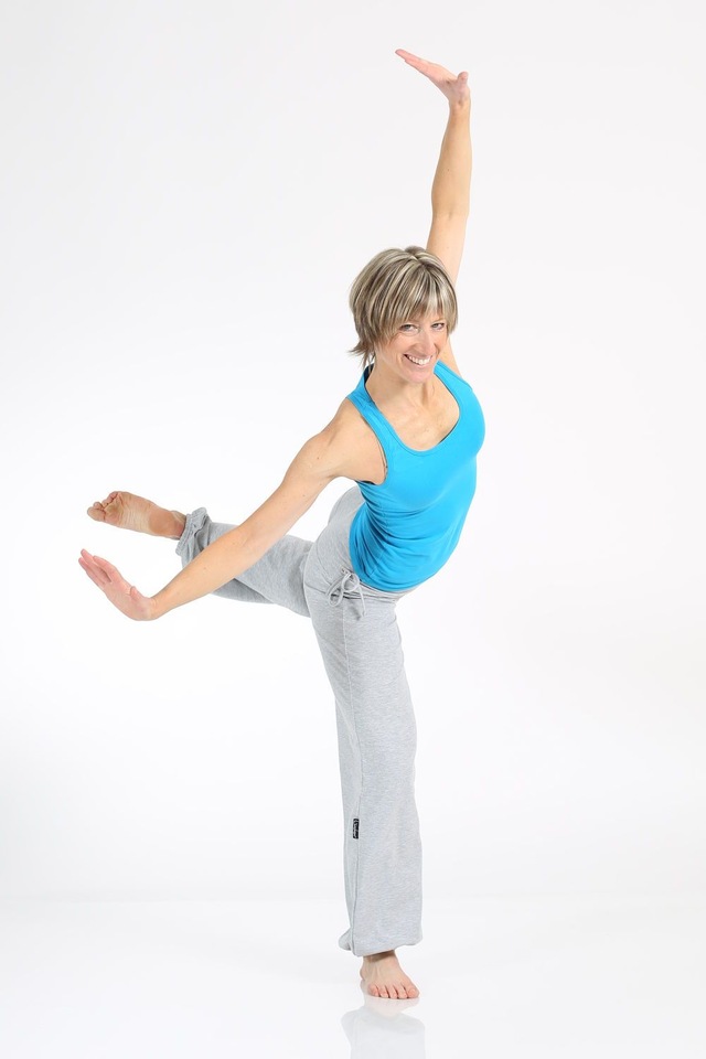 Winshape Sporthose »WH1« mit seitlicher Raffung