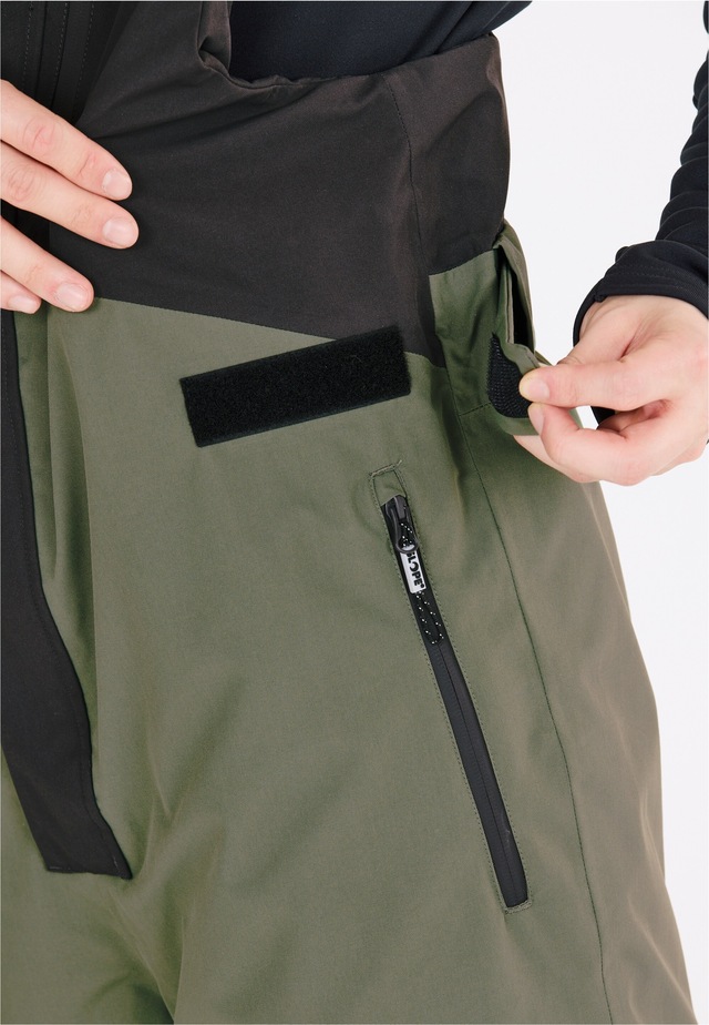 SLOPE Skihose »Kenwood« im ausgeklügelten Latzhosen-Design