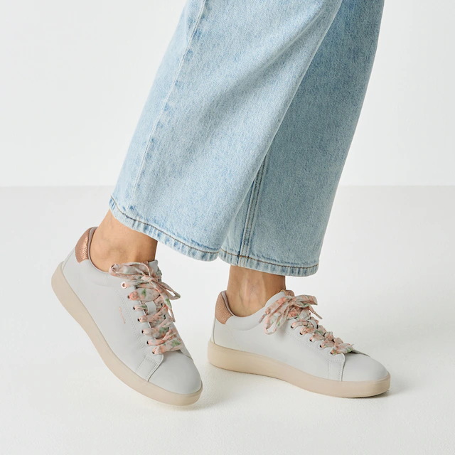 Tamaris Plateausneaker Freizeitschuh, Halbschuh, Schnürer in veganer Verarbeitung