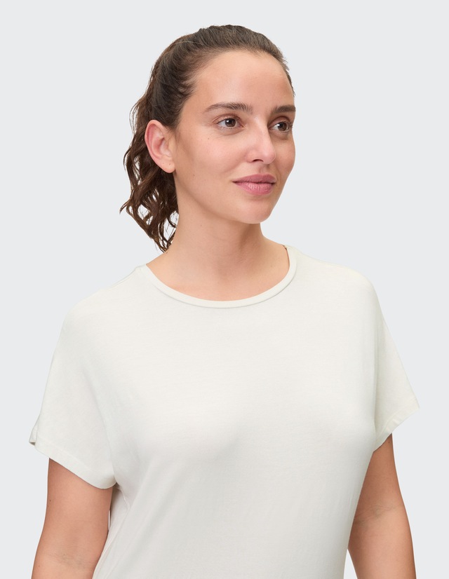 Venice Beach T-Shirt »T-SHIRT EILEEN« Kurzarm-Design, mit Rundhalsausschnitt, aus Modal und Elasthan