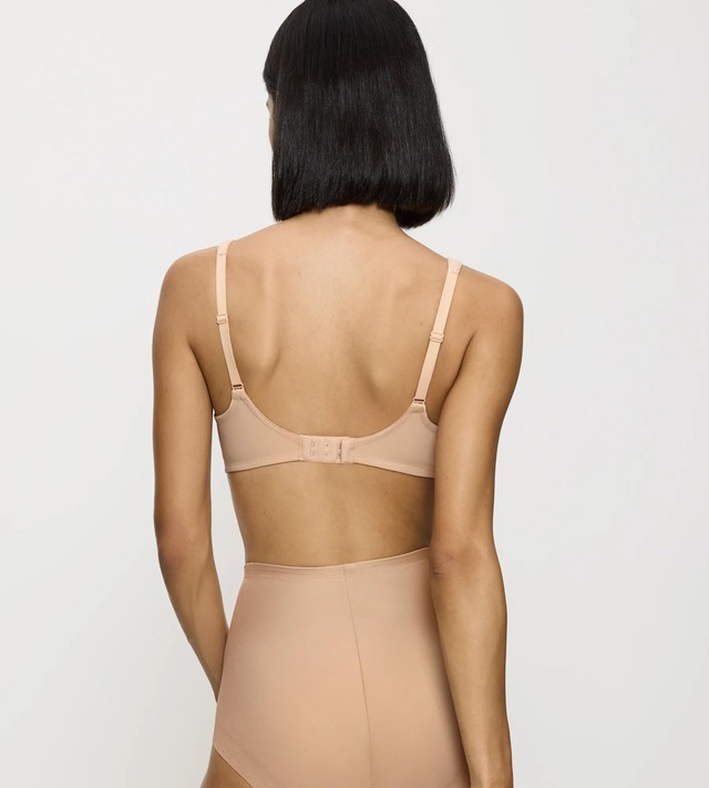 Triumph »Modern Lace+Cotton« Spitzeneinsätze, starker Halt ohne Bügel, atmungsaktiv, leicht