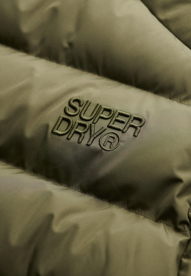 Superdry Steppjacke »SPORTS PUFFER JACKET« ohne Kapuze mit Relaxed Fit