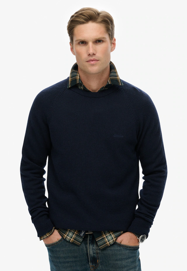Superdry Strickpullover »WOOL BLEND JUMPER« aus Wolle, Nylon und Baumwolle, Regular Fit, mit Rundhalsausschnitt